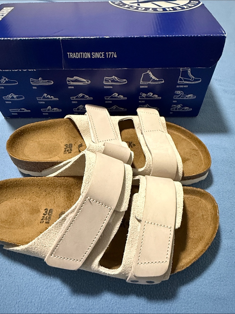 Birkenstock Arizona Soft Footbed Sandals in Light Beige 38 narrow fit